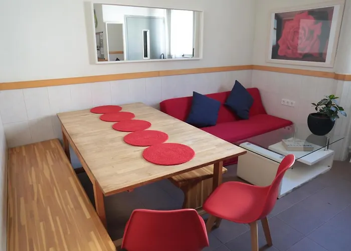 Mora بيت ضيافة *